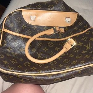 Broken purse - can be fixed